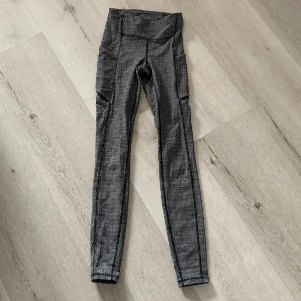 Lululemon Speed Up‎ Tight 28
